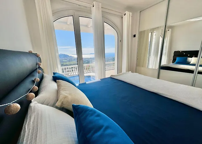 Luxury * Росас
